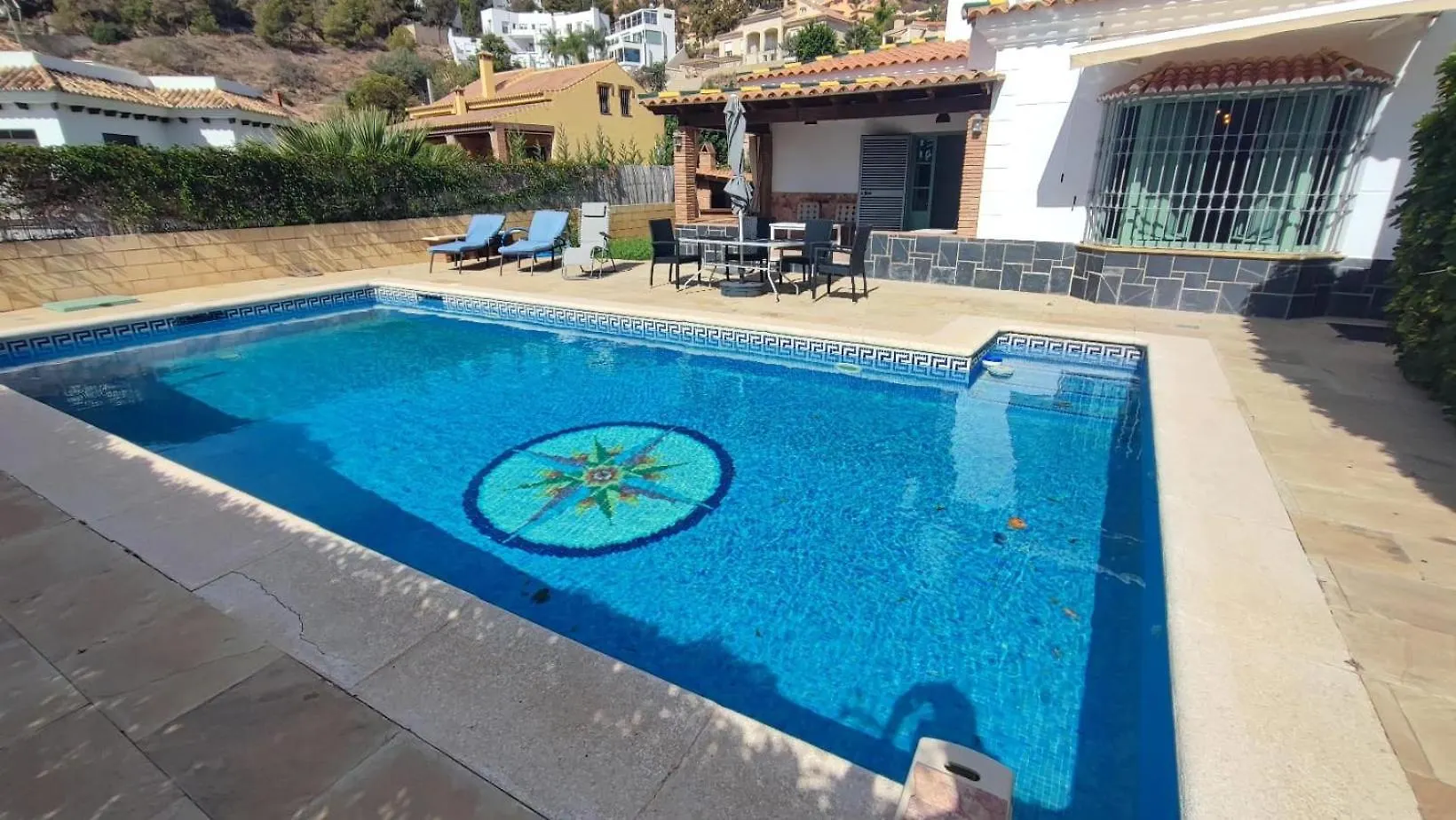 Villa Arte De Aguilas Málaga Pensión