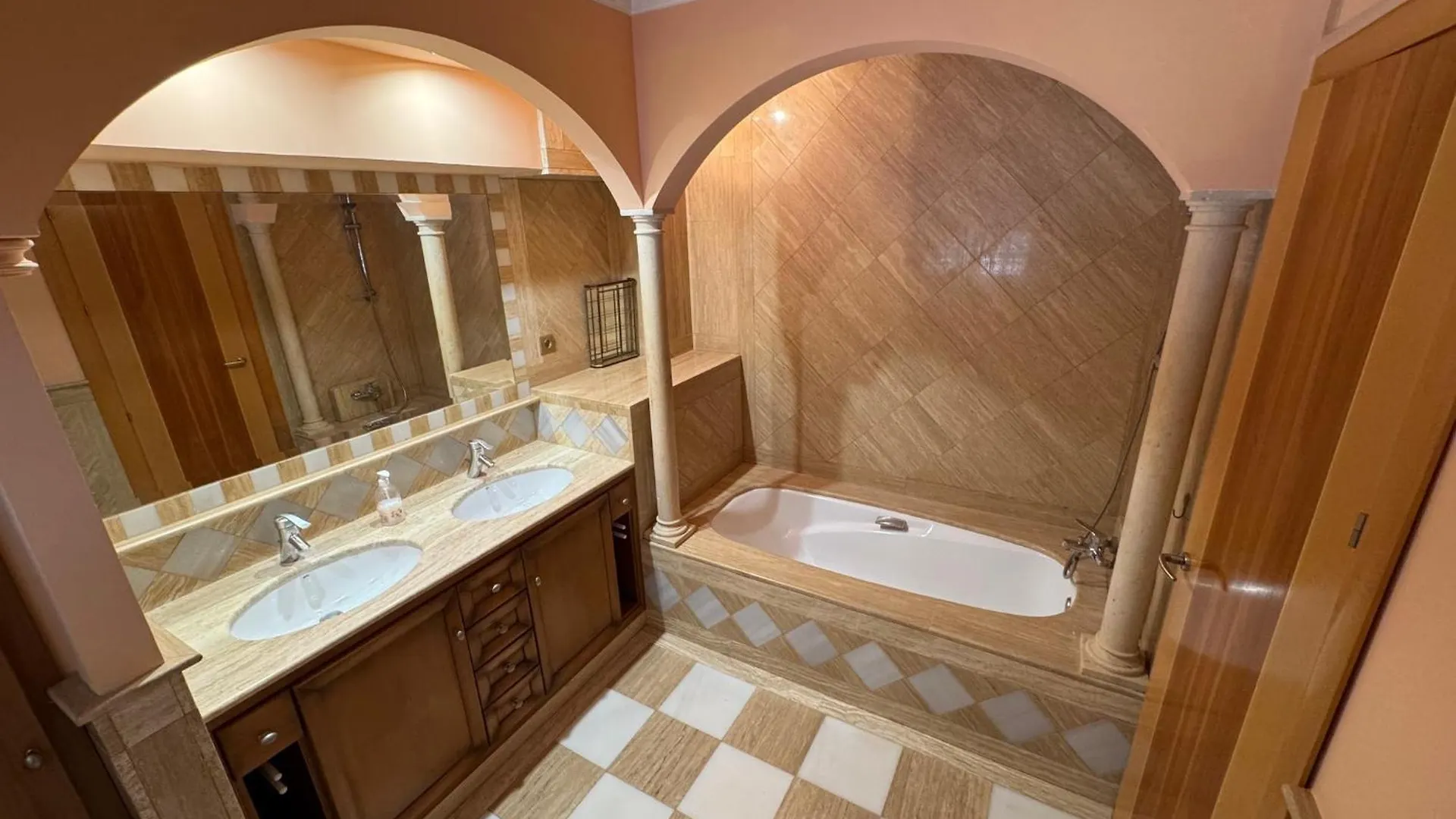 Pensión Villa Arte De Aguilas Málaga